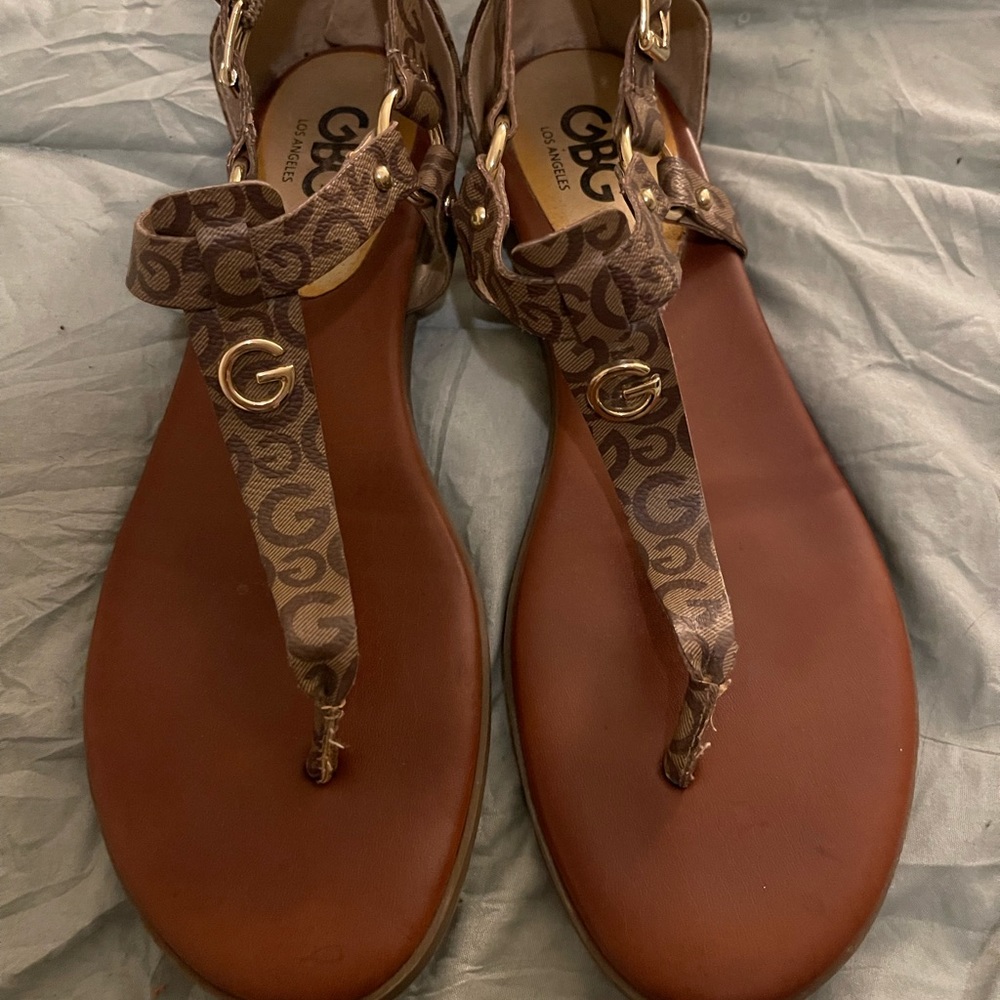 Women’s guess sandals